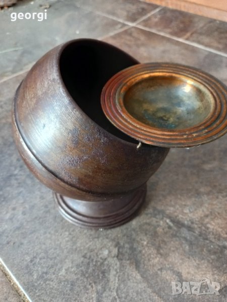 стар ламаринен пепелник антика   16/3, снимка 1