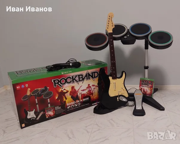 Rock band 4 игра с пълен комплект - барабани с палки, китара и микрофон