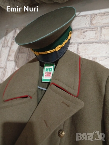 ЧИСТО НОВ Военен Шинел , снимка 8 - Антикварни и старинни предмети - 53570683