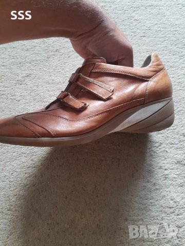 Обувки, снимка 3 - Дамски ежедневни обувки - 41845376