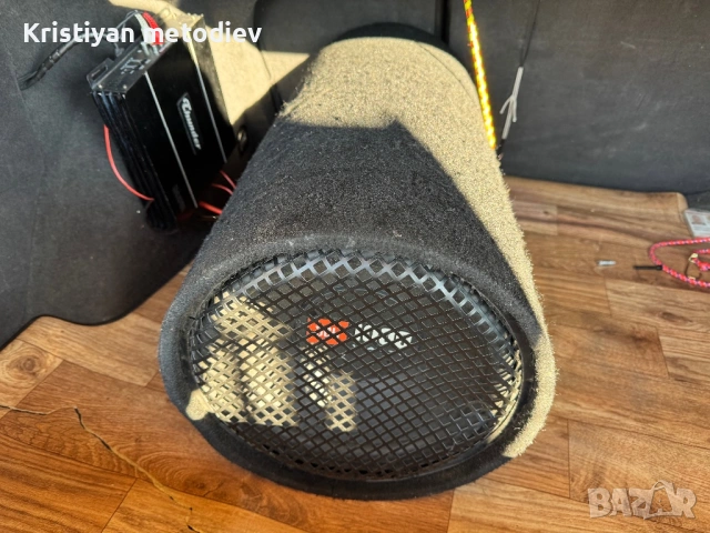 Продава се   JBL