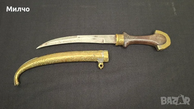 Ориенталски кинжал Khanjar/Jambiya с богато гравирана кания, снимка 2 - Антикварни и старинни предмети - 55801267