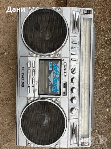 Продавам sharp gf8787, снимка 2 - Радиокасетофони, транзистори - 53384961