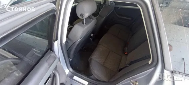 Audi A4 B7 Avant 2.0 TDI 140 коня, снимка 13 - Автомобили и джипове - 47889672