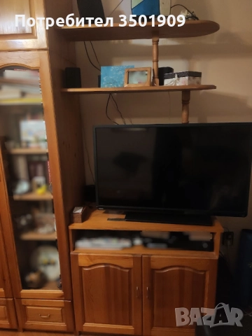 Холна секция - гардероб + ТВ шкаф, снимка 3 - Секции и витрини - 52704517