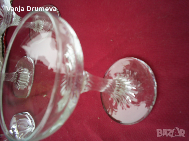 чаши за коктейли,шампанско,вино от 80-те г. нови, снимка 3 - Чаши - 36126239