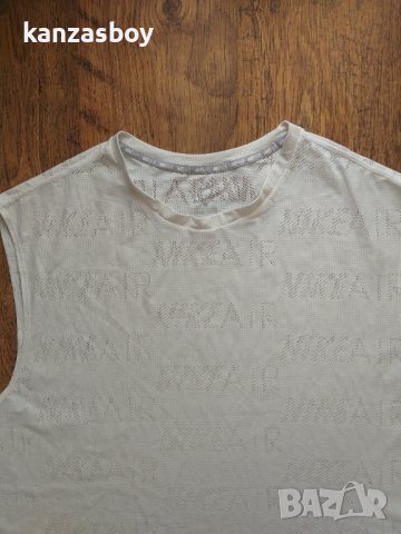 Nike Air Women's Running Top -УГОЛЕМЕНА дамска тениска като нова, снимка 8 - Тениски - 40981795