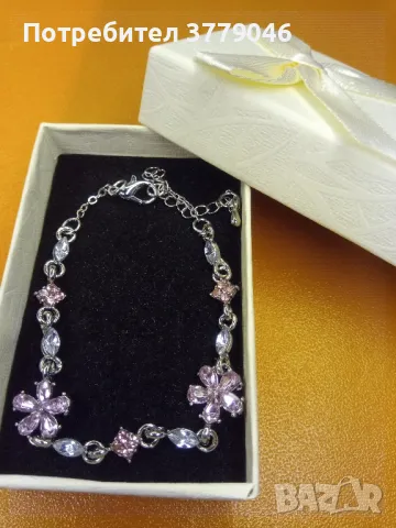 Гривна с кристали , снимка 3 - Гривни - 48481806