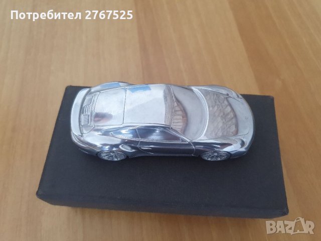 Лимитирана колекционерска количка Porsche 911 991 Turbo 1:43, снимка 6 - Колекции - 41792486