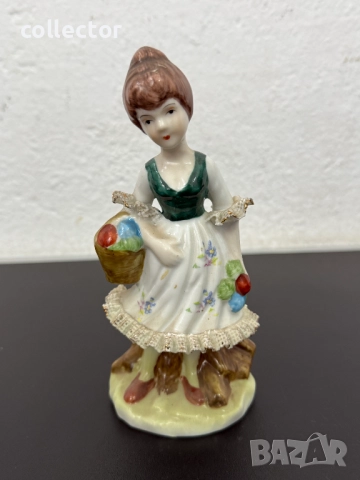 Рисувана порцеланова фогура. №7725