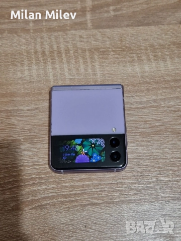 Samsung Z Flip 3, снимка 6 - Samsung - 52067946