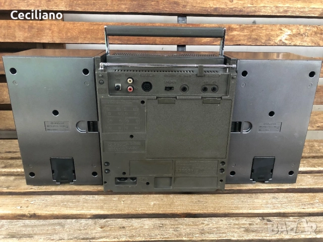 Радиокасетофон HITACHI TRK 9100E(Japan), снимка 9 - Радиокасетофони, транзистори - 53248317