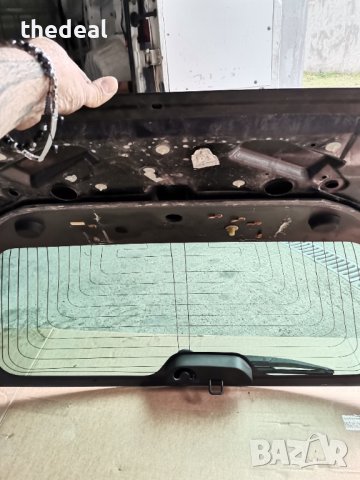 Pegeout 407/ задно стъкло, багажник, снимка 4 - Части - 41437713