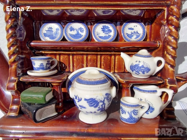 Royal Doulton Blue Willow колекционерски чайник Paul Cardew, снимка 6 - Антикварни и старинни предмети - 53845398