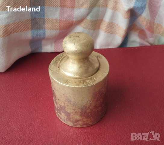 Старинна бронзова теглилка от 1 кг., от едни по-добри времена, снимка 1 - Антикварни и старинни предмети - 44631424
