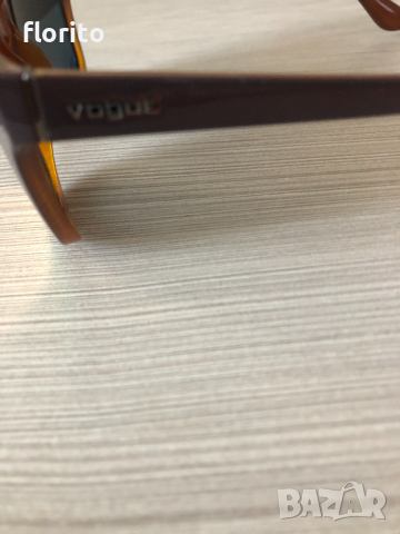 Vogue дамски слънчеви очила, снимка 4 - Слънчеви и диоптрични очила - 36241279