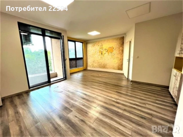 Дава под наем Офис в идеален център, снимка 1