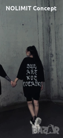 Унисекс ръчно рисувана тениска