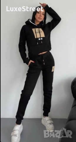 Дамски Ватирани Комплекти 🤍 Burberry , снимка 2 - Спортни екипи - 52427523