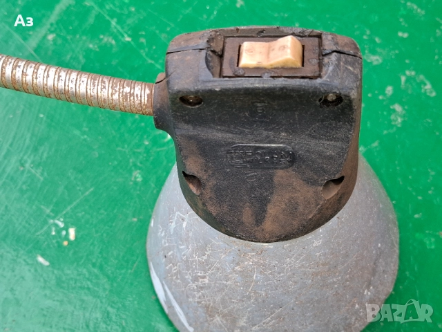 Стара индустриална лампа сванема от тезгях, снимка 4 - Антикварни и старинни предмети - 52942808