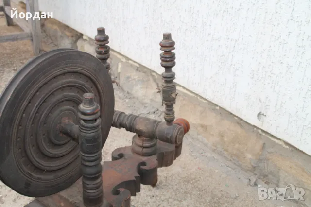 Стар чекрък за предене на вълна, снимка 12 - Антикварни и старинни предмети - 49496880