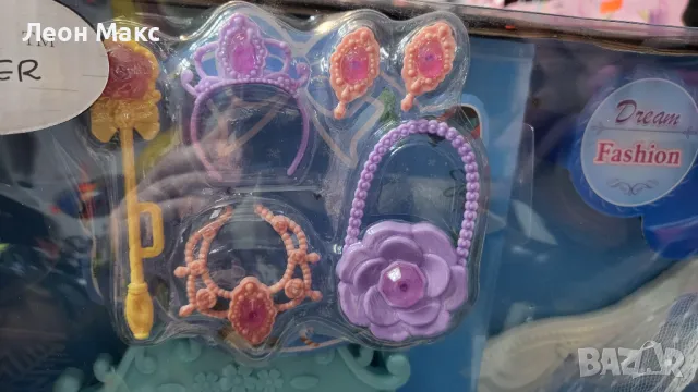 Кукла Елза с легло,гардероб и аксесоари за игра, снимка 5 - Кукли - 48252286