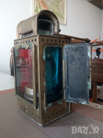 Предлагам за продажба.Автентичен, красив и интересен, фенер.DB(немска железница)-1957 г., снимка 4 - Антикварни и старинни предмети - 42254064