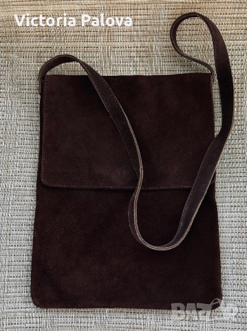Кафява чанта естествен велур