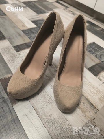 Обувки на ток и платформа , снимка 2 - Дамски обувки на ток - 52766485