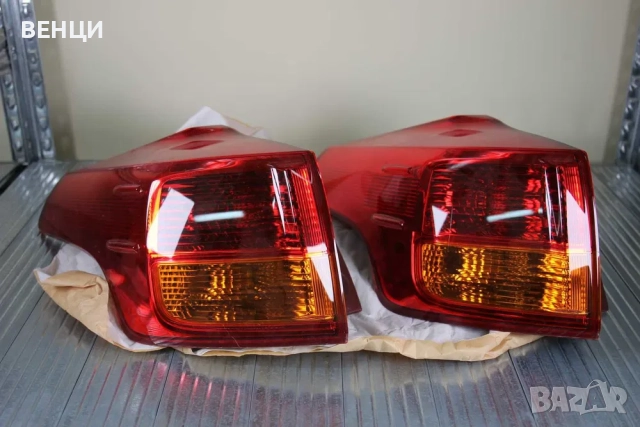 Оригинален заден ляв стоп Toyota RAV4 (2012г.–2019г.)