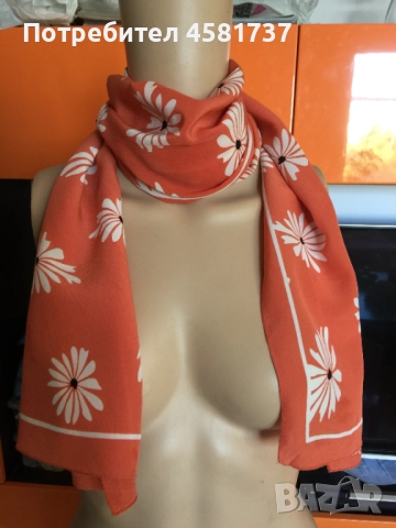 Копринен шал с флорален десен, снимка 5 - Шалове - 51759080