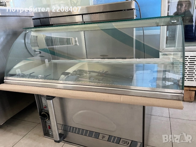 Топла витрина топла, снимка 3 - Обзавеждане за заведение - 53663717