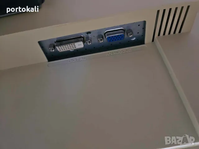 Монитор Fujitsu B22W-5 ECO 22" инча + кабели, снимка 11 - Монитори - 48844332