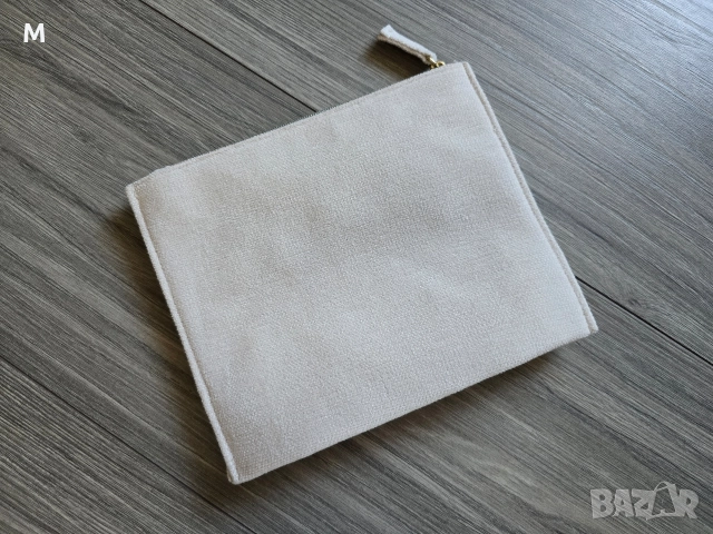 Нов оригинален несисер на GUERLAIN , снимка 4 - Портфейли, портмонета - 52935611