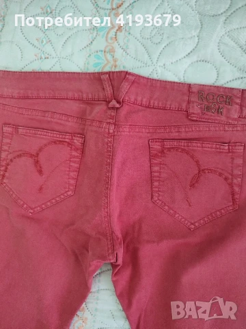 Страхотни розови дънки Bershka- 13 лв, снимка 4 - Дънки - 50544620