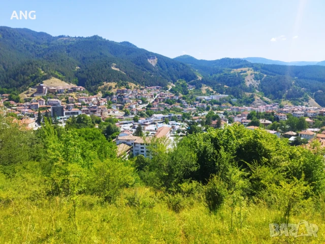 Продава парцел в гр.Девин 