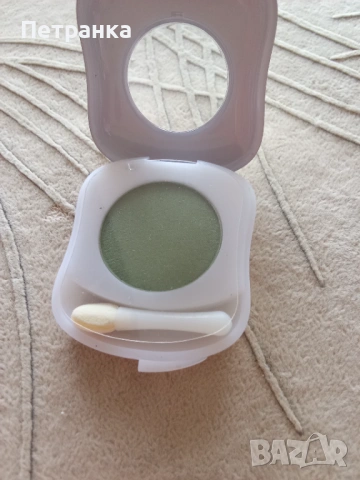 На вашето внимание - ДАТСКИ перлени сенки , снимка 4 - Козметика за лице - 53438619