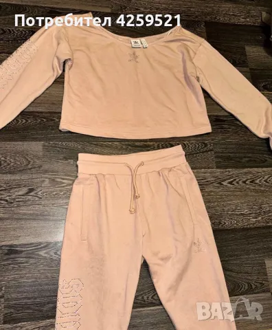 Дамски оргинален анцунг на Адидас, снимка 3 - Спортни екипи - 47525615