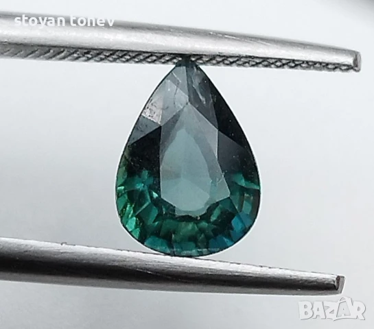 Естествен нетретиран сапфир в зелено-синьо 1.02кт! Сертифициран! Нов!, снимка 6 - Колиета, медальони, синджири - 46526950