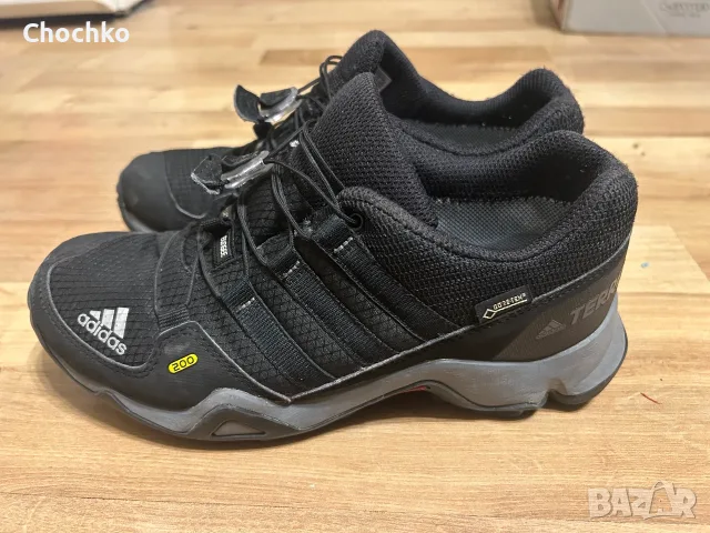 Adidas Terrex обувки