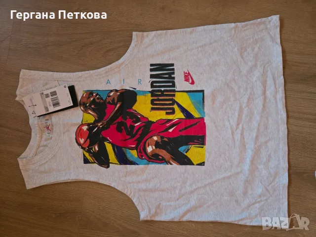 Спортен потник JORDAN NIKE, снимка 2 - Спортни дрехи, екипи - 55848654