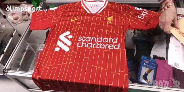 тениска Ливърпул нова   М размер спортно трико материя