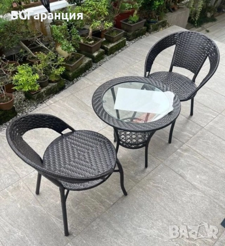 Комплект два стола с маса в ново състояние, снимка 6 - Други стоки за дома - 51996474