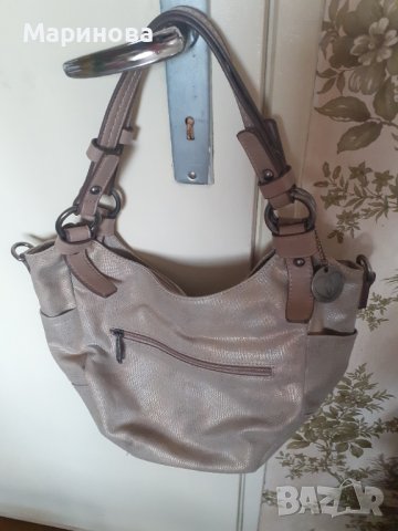  Ефектна чанта, снимка 4 - Чанти - 41454160