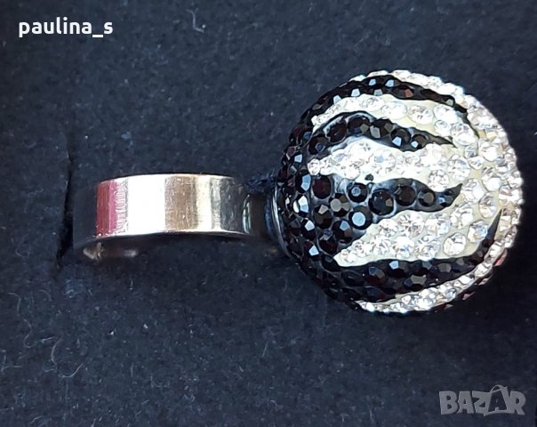 Нов сребърен пръстен с регулация, проба 925 / топка в черно бяло с кристали "Swarovski" , снимка 5 - Пръстени - 29670193