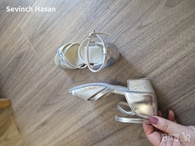 Детски обувки за спортни танци- 28 номер , снимка 5 - Детски обувки - 51363957