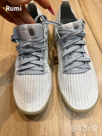 Оригинални маратонки Nike Air VaporMax Flyknit! 39 н, снимка 3 - Маратонки - 53761183