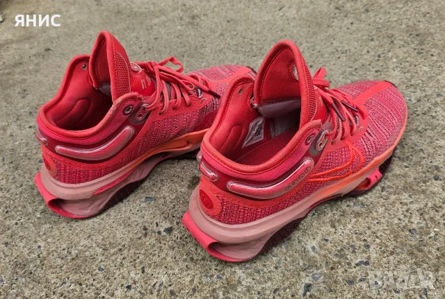 ОРИГИНАЛНИ МАРАТОНКИ NIKE. ПЕРФЕКТНИ., снимка 9 - Маратонки - 55847189