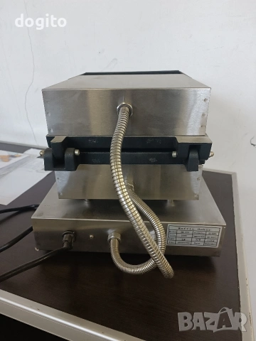 Професионален гофретник за две Белгийски гофрети, снимка 6 - Обзавеждане на кухня - 53176639