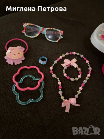 детска тоалетка за гримиране в куфарче, снимка 3 - Други - 35674088